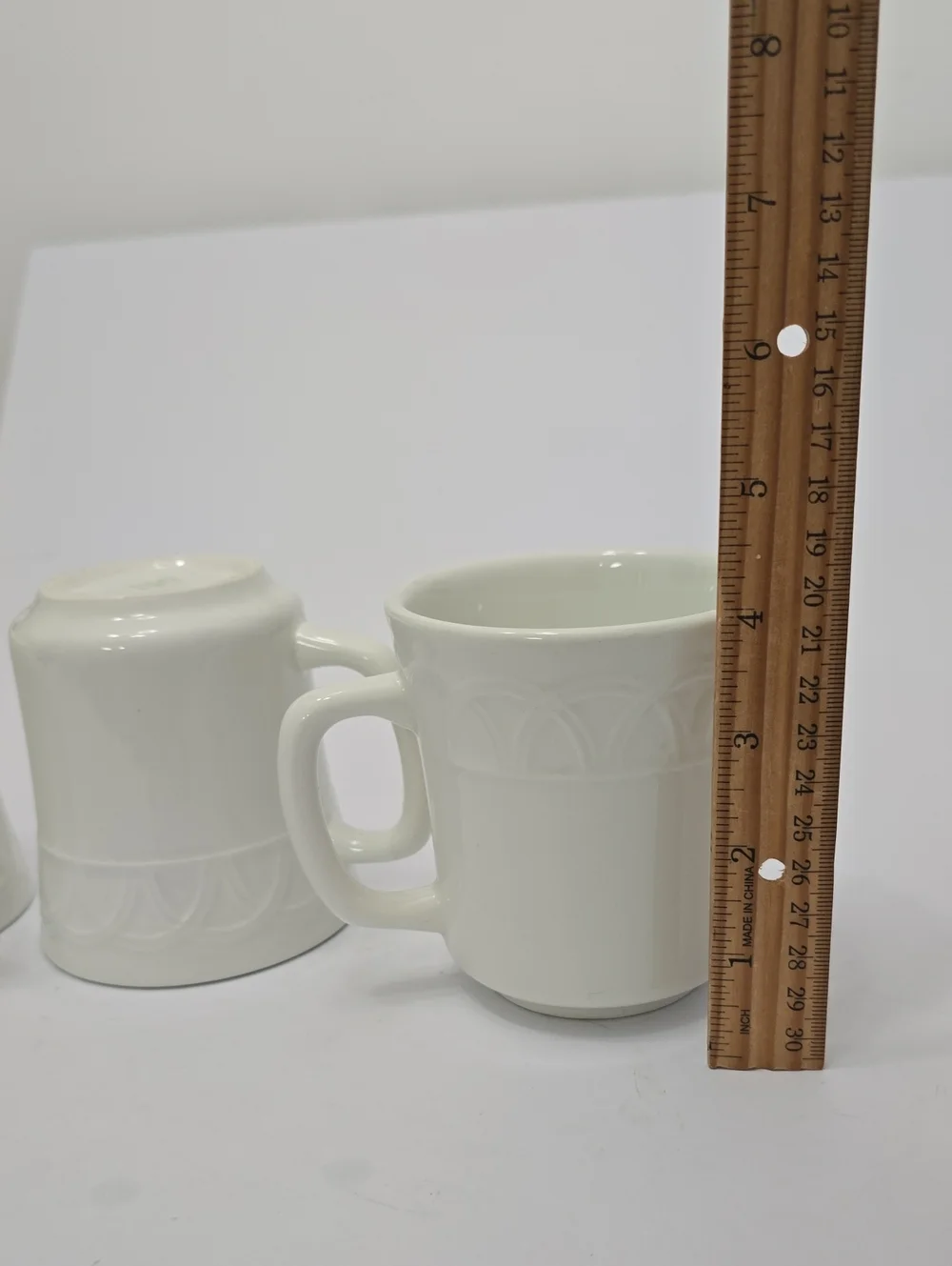 Vintage Pier 1 Set Of 3 Basket Relief Cups Mugs Made In Italy White Ceramic